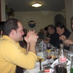 σε μια βασιλόπιτα του Fido. ο Βασίλης δεξιά, ο ArtId αριστερά σε μια βασιλόπιτα του Fido. ο Βασίλης δεξιά, ο ArtId αριστερά